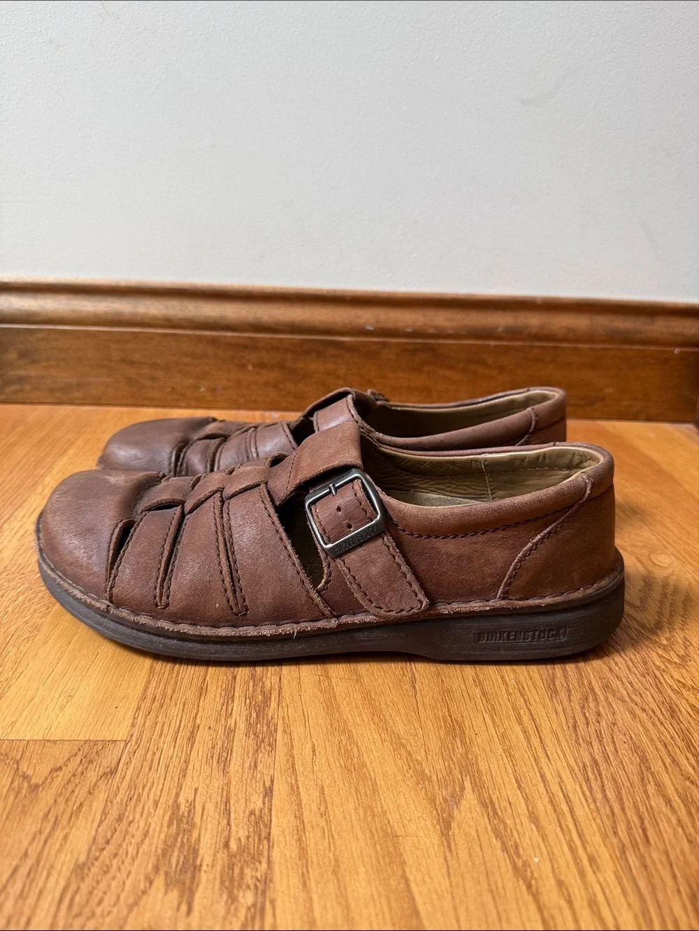Birkenstock Fisherman Sandals Brown Leather Adjustable Buckle EU 43 US 10 Narrow